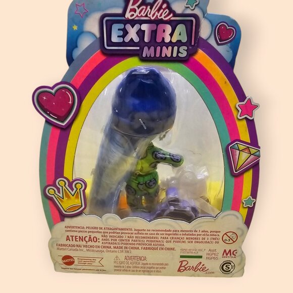 Barbie Extra Minis Doll #3 (Wearing Emoji-Printed 2-Piece Fashion Outfit) - Picture 6 of 6